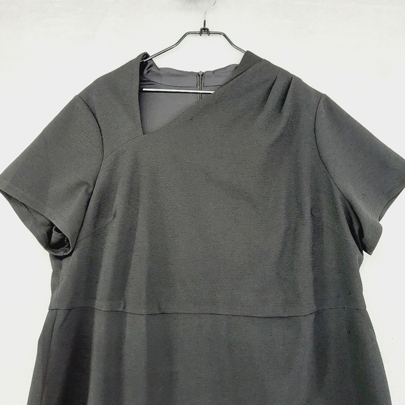 MAGGY LONDON Black Asymmetrical Neck Stretch Crepe Midi Sheath Dress P1945 - Picture 4 of 10